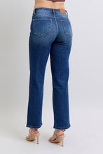 Cargar imagen en el visor de la galería, Judy Blue Full Size Side Seam Detail Straight Jeans with Pockets
