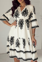 Load image into Gallery viewer, Beige Western Geometric Print 3/4 Sleeve Loose Midi Dress
