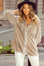 Cargar imagen en el visor de la galería, Golden Fleece Loose Fit Chest Pockets Buttoned Velvet Shirt
