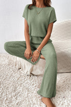 Cargar imagen en el visor de la galería, Grass Green Solid Color Ribbed Short Sleeve Wide Leg Jumpsuit
