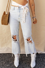 Cargar imagen en el visor de la galería, Light Blue High Rise Ripped Frayed Hem Straight Jeans
