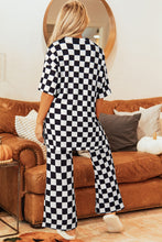 Cargar imagen en el visor de la galería, Black Checkered Print Half Sleeve Tunic Top and Flared Pants Set
