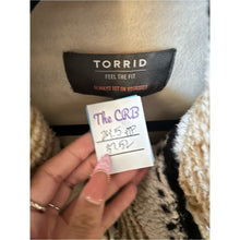 Load image into Gallery viewer, Brand New Torrid Aztec Cream &amp; Tan Striped Teddy Coat
