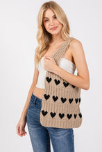 Cargar imagen en el visor de la galería, Fame Contrast Heart Crochet Tote Bag
