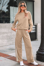 Cargar imagen en el visor de la galería, Oatmeal Varsity Striped Detail Crewneck Pullover Elastic Sweatpants 2pcs Outfit
