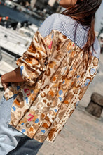 Cargar imagen en el visor de la galería, Light French Beige Colorful Leopard Striped Print Patchwork V Neck Shirt
