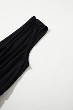 Cargar imagen en el visor de la galería, Black Deep V Pleated Crisscross Wide Leg Backless Jumpsuit
