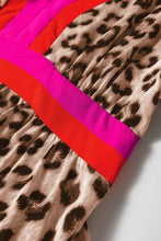 Cargar imagen en el visor de la galería, Brown Leopard Color Block V Neck Loose Fit Maxi Dress
