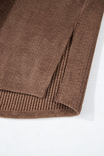 Cargar imagen en el visor de la galería, Chestnut Corduroy Flap Pocket Button Up Shacket
