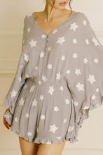 Load image into Gallery viewer, Gray Star Print Crinkle Textured Kimono Ruffle Sleeve Romper
