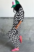 Cargar imagen en el visor de la galería, Black Checkered Print Half Sleeve Tunic Top and Flared Pants Set
