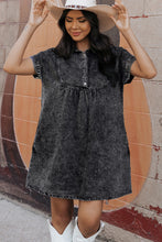 Cargar imagen en el visor de la galería, Black Acid Wash Button Front Collared Short Sleeve Denim Dress
