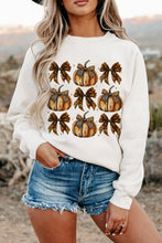 Cargar imagen en el visor de la galería, Beige Pumpkin Leopard Bow Knot Print Pullover Sweatshirt
