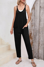 Cargar imagen en el visor de la galería, Black Side Pockets Harem Pants Sleeveless V Neck Jumpsuit
