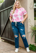 Cargar imagen en el visor de la galería, Purple Floral Ruffled Mock Neck Puff Sleeve Plus Size Blouse
