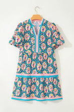 Cargar imagen en el visor de la galería, Green Leopard Floral Short Dress
