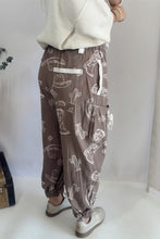 Load image into Gallery viewer, Khaki Western Cactus Cowgirl Hat Boot Printed Vintage Drawstring Jogger Pants
