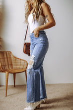 Cargar imagen en el visor de la galería, Ashleigh Blue Distressed Raw Hem Straight Leg High Waist Jeans
