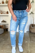 Load image into Gallery viewer, e542550c-757e-4840-a9d5-11d575b7cbee-Max
