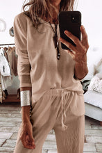 Cargar imagen en el visor de la galería, Parchment Textured Long Sleeve T Shirt and Pants Lounge Set
