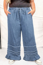 Cargar imagen en el visor de la galería, Dusk Blue Tiered Raw Edge Ruffled Plus Size Wide Leg Denim Pants
