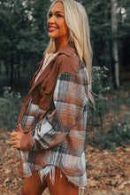 Cargar imagen en el visor de la galería, Cinnamon Plaid Corduroy Patchwork Chest Pocket Shacket
