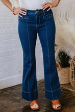 Load image into Gallery viewer, Sail Blue Center Seam Deep Wash Straight Jeans
