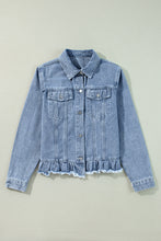 Cargar imagen en el visor de la galería, Beau Blue Ruffle Raw Hem Flap Pockets Denim Jacket
