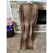 Load image into Gallery viewer, Curvy Scoop Leopard Print Jumpsuit - Brown and Black
