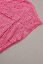 Cargar imagen en el visor de la galería, Bright Pink Lattice Textured Knit Short Sleeve Top
