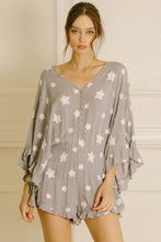 Load image into Gallery viewer, Gray Star Print Crinkle Textured Kimono Ruffle Sleeve Romper
