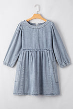 Cargar imagen en el visor de la galería, Beau Blue Light Wash High Waist Loose Fit Denim Mini Dress
