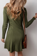 Cargar imagen en el visor de la galería, Guacamole Green Rib Knit Square Neck Buttoned Long Sleeve Mini Dress
