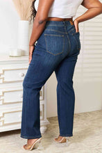 Cargar imagen en el visor de la galería, Judy Blue Full Size Elastic Waistband Slim Bootcut Jeans
