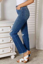 Load image into Gallery viewer, Judy Blue Full Size Distressed Raw Hem Jeans
