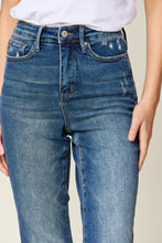 Cargar imagen en el visor de la galería, Judy Blue Full Size Tummy Control High Waist Slim Jeans
