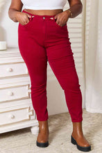 Cargar imagen en el visor de la galería, Judy Blue Full Size High Waist Tummy Control Skinny Jeans
