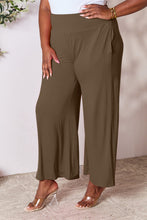 Cargar imagen en el visor de la galería, Double Take Full Size Smocked Wide Waistband Wide Leg Pants
