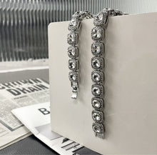 Load image into Gallery viewer, Lux Bling Necklace
